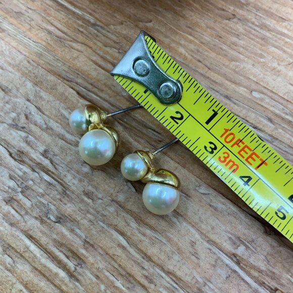RMN (AVON) Vintage Faux Double Pearl Gold Tone Knot Stud Earrings - Picture 6 of 6